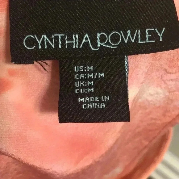 Sleeveless back split blouse - Picture 6 of 7